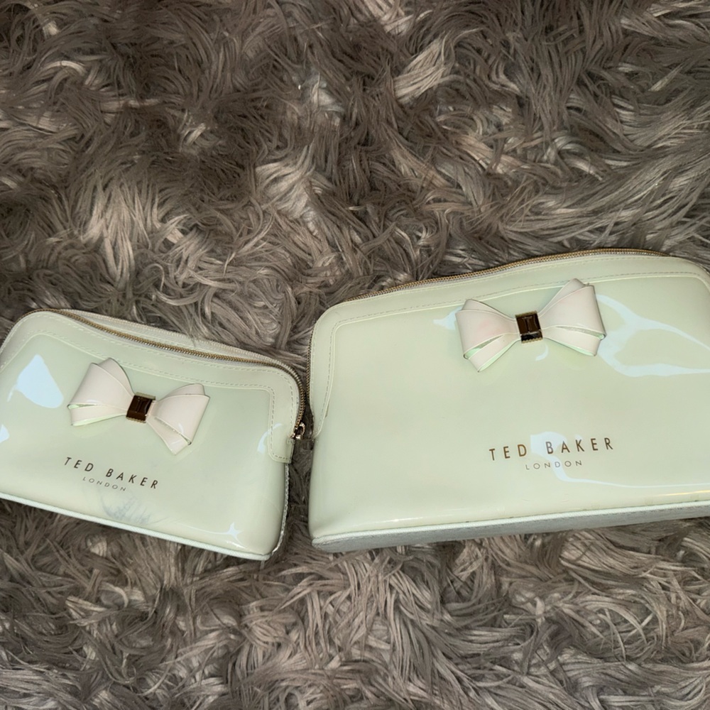 Ted Baker Light mint Bow Accent Cosmetic Bag Set